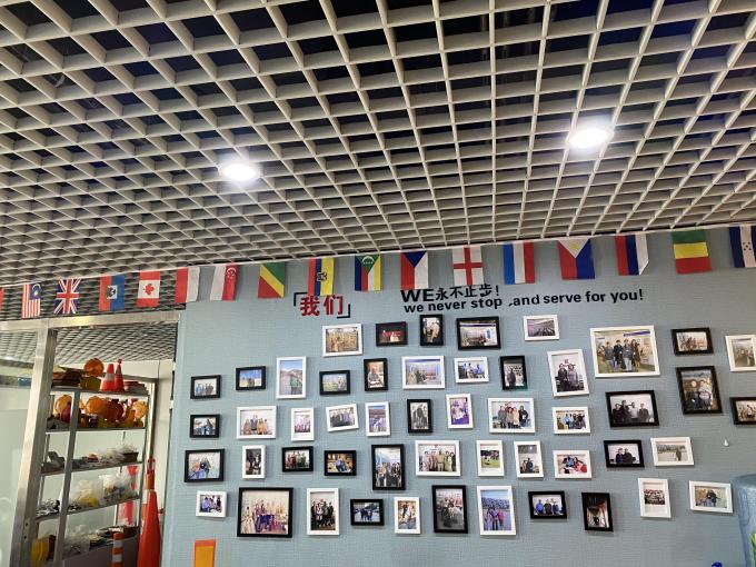 ΠΕ Οδός Περπατητήριος δρόμος Λεωφόροι Κωνοί κυκλοφορία Μαύρη βάση Υψηλοί κατασκευαστικοί κωνοί 100cm 7