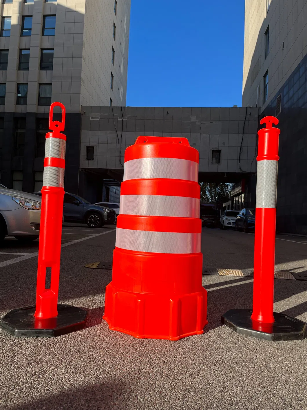Οδική Ασφάλεια Ζεστό πώληση ΠΕ Τροχαίο τύμπανο Βαρέλια συντριβής Οδική Ασφάλεια Αντανάκλαση προειδοποιητικό βαρέλι 1