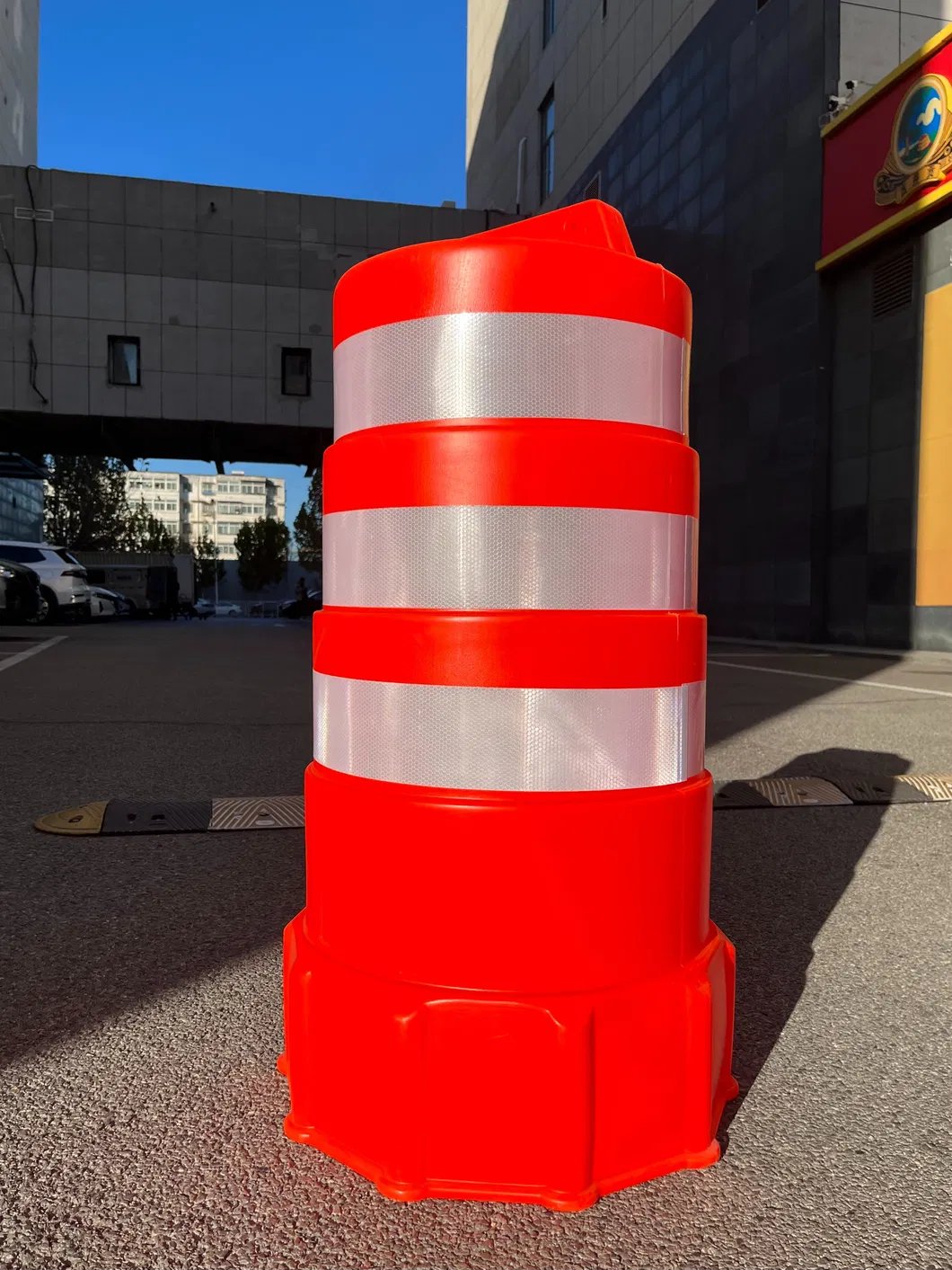 Οδική Ασφάλεια Ζεστό πώληση ΠΕ Τροχαίο τύμπανο Βαρέλια συντριβής Οδική Ασφάλεια Αντανάκλαση προειδοποιητικό βαρέλι 2